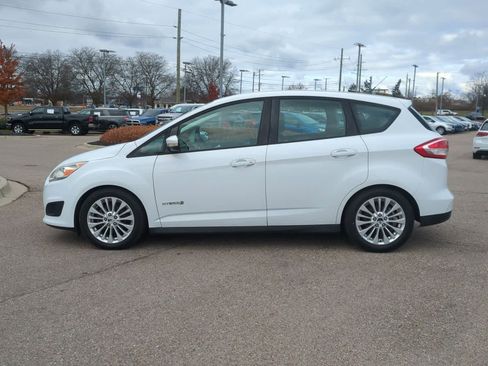Used 2017 Ford C-MAX SE image 5