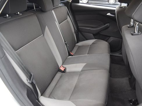 Used 2013 Ford Focus SE image 8