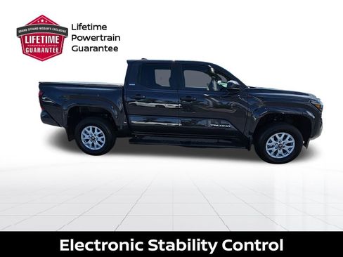 Used 2026 Toyota Tacoma SR5 image 7