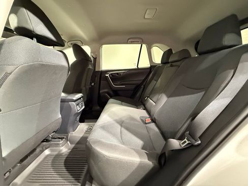 Certified 2025 Toyota RAV4 LE AWD/4WD image 18
