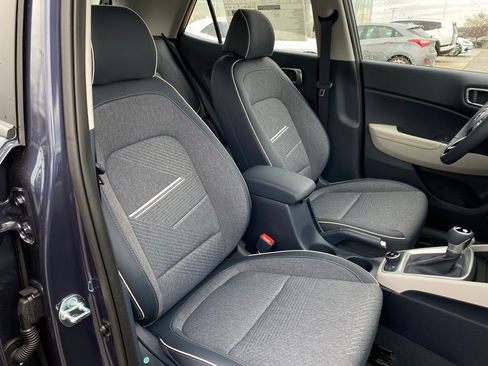 New 2026 Hyundai Venue SEL FWD image 30