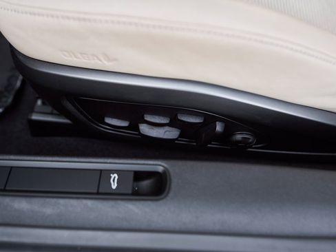 Used 2024 Porsche 911 Turbo S image 31