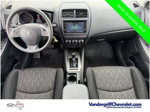 Used 2025 Mitsubishi Outlander Sport ES AWD/4WD image 10