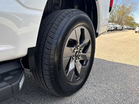Used 2022 Ford F150 Lightning Lariat w/ Tow Technology Package image 17