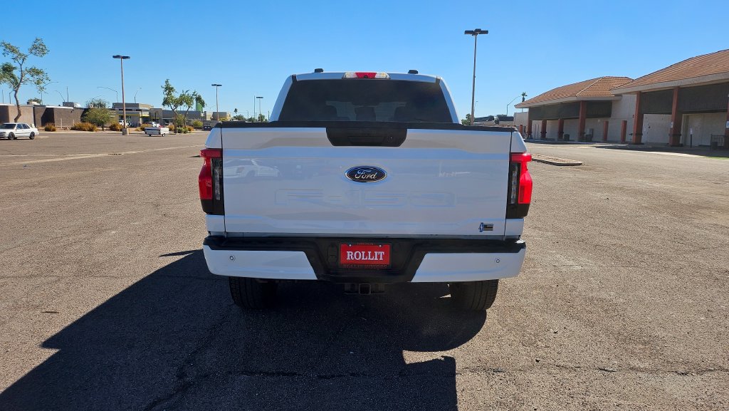 Used 2022 Ford F150 Lightning XLT AWD/4WD image 10