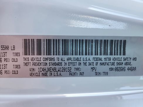 Used 2020 Jeep Wrangler Unlimited Sahara image 26