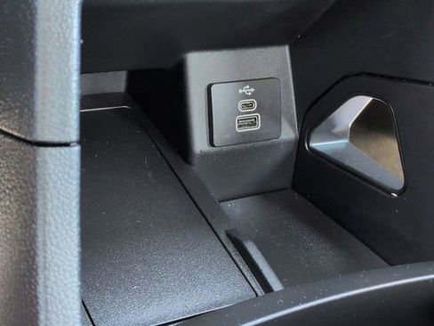 Used 2024 Ford Ranger XL image 21