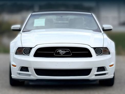 Used 2014 Ford Mustang Premium w/ Electronics Package image 5