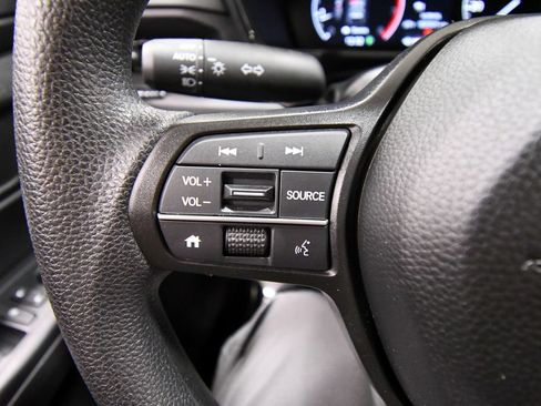 Certified 2023 Honda CR-V EX image 20