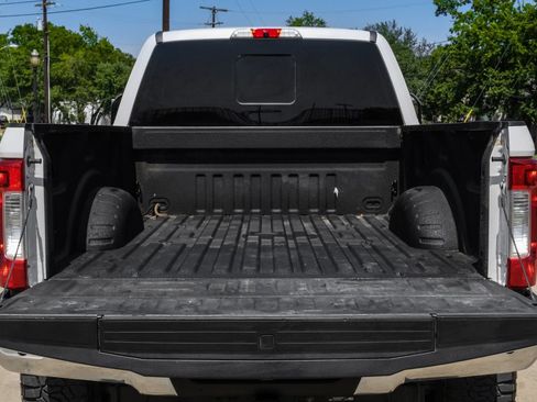 Used 2019 Ford F250 Lariat w/ Lariat Ultimate Package AWD/4WD image 55