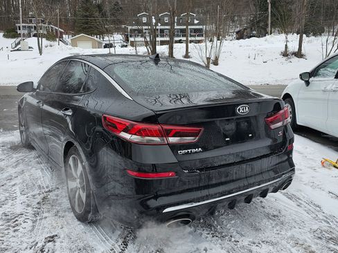 Used 2019 Kia Optima S w/ S Panoramic Sunroof Package image 12