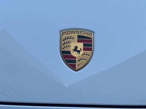 Used 2024 Porsche Cayenne w/ Premium Package AWD/4WD image 10