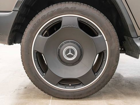 Used 2025 Mercedes-Benz G 63 AMG 4MATIC image 8