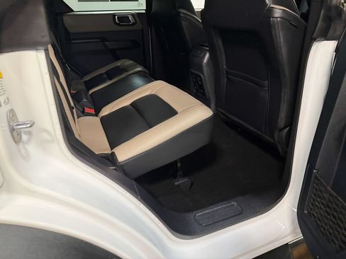 Used 2024 Ford Bronco Wildtrak AWD/4WD image 64