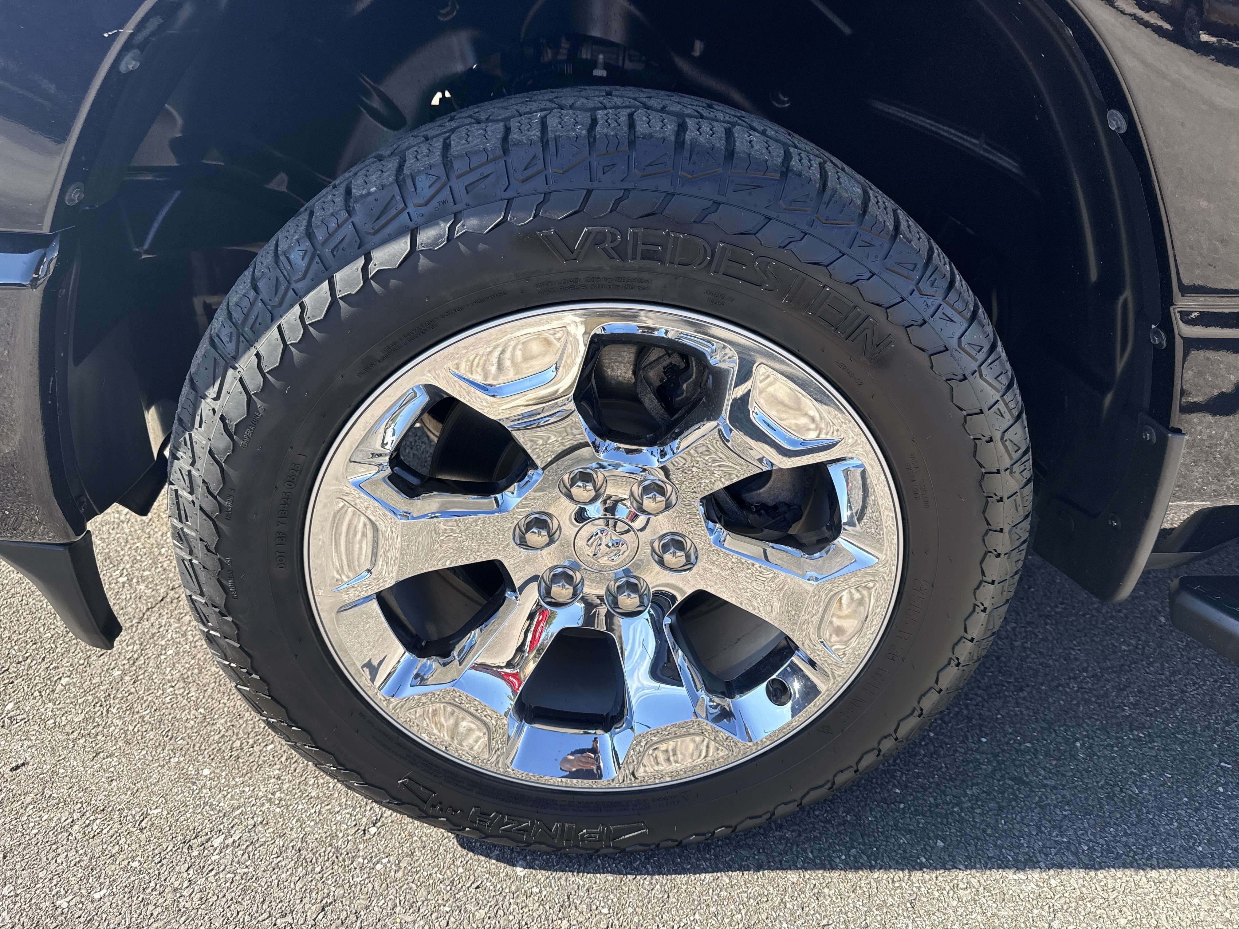 Used 2022 RAM 1500 Big Horn AWD/4WD image 11