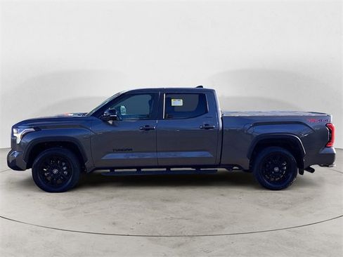 Used 2024 Toyota Tundra Limited image 2