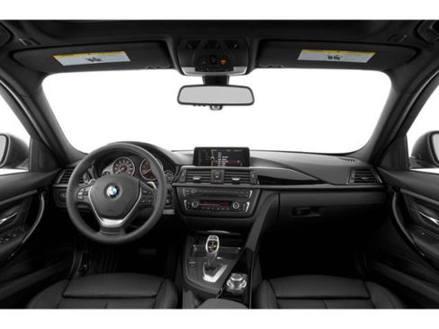 Used 2015 BMW 320i xDrive Sedan AWD/4WD image 7