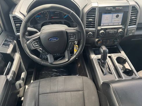 Used 2016 Ford F150 XLT w/ Equipment Group 302A Luxury AWD/4WD image 15