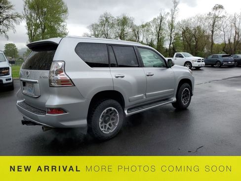 Used 2015 Lexus GX 460 w/ Premium Package image 5