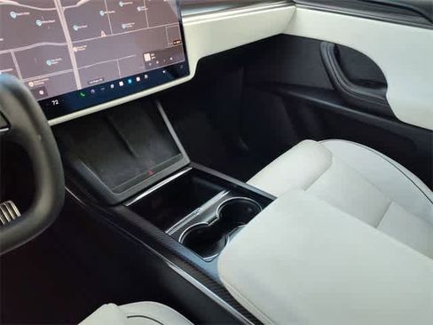 Used 2022 Tesla Model X Plaid image 27