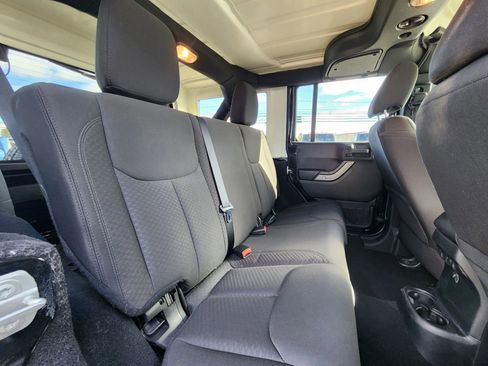 Used 2016 Jeep Wrangler Unlimited Sport w/ Quick Order Package 24S image 41