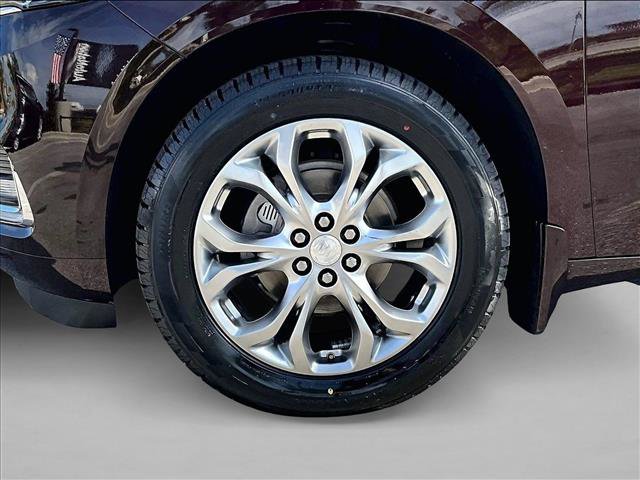 Used 2020 Buick Enclave Avenir w/ Avenir Technology Package FWD image 10