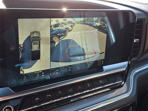 Used 2022 Chevrolet Silverado 1500 High Country image 18