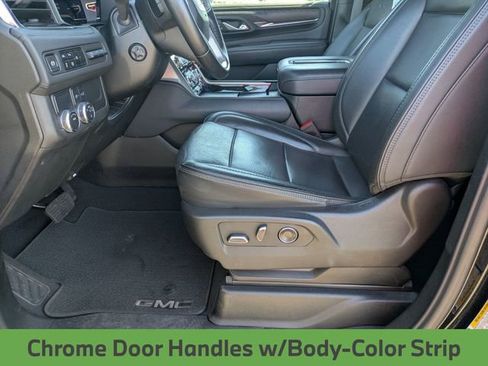 Used 2024 GMC Yukon XL Denali image 16