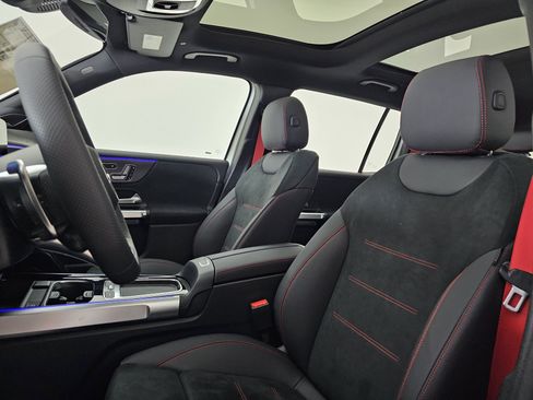 New 2026 Mercedes-Benz GLB 35 AMG 4MATIC image 9