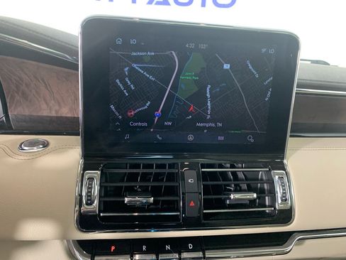 Used 2021 Lincoln Navigator Reserve w/ Luxury Package image 26