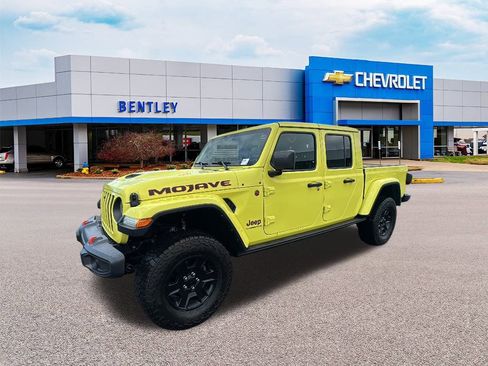 Used 2023 Jeep Gladiator Mojave w/ LED Lighting Group AWD/4WD image 1