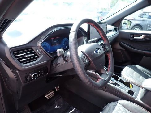 Certified 2023 Ford Escape ST-Line Elite w/ Premium Technology Package image 15