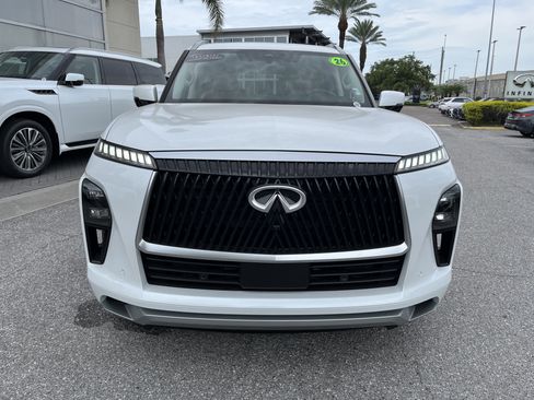 Certified 2026 INFINITI QX80 Luxe w/ Cargo Package AWD/4WD image 13