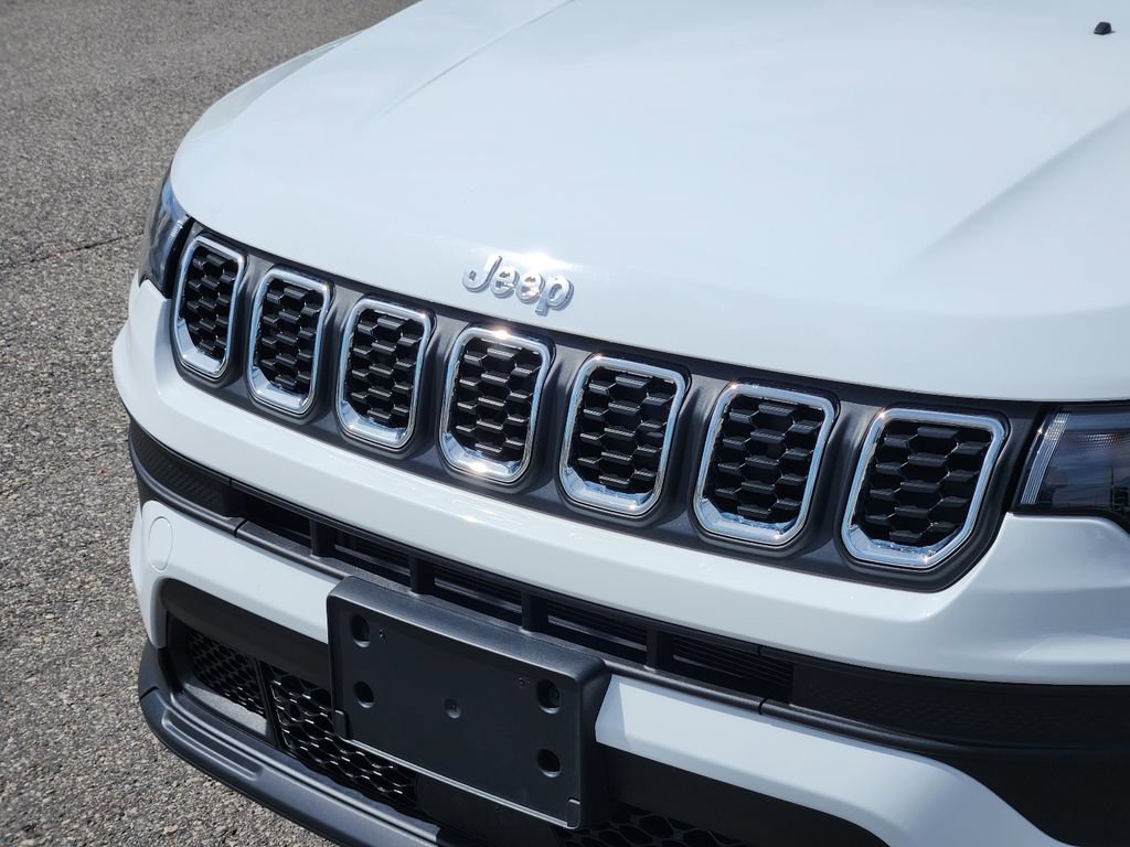 Used 2024 Jeep Compass Sport AWD/4WD image 29