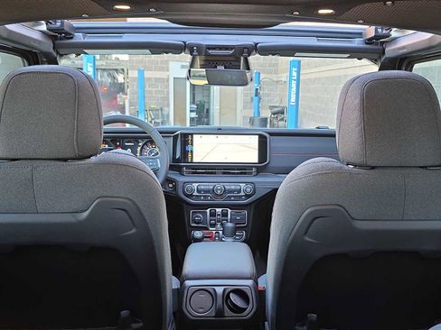 New 2026 Jeep Wrangler Rubicon w/ Steel Bumper Group image 17