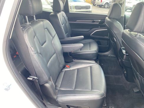 Used 2024 Kia Telluride S w/ S Sunroof Package image 28