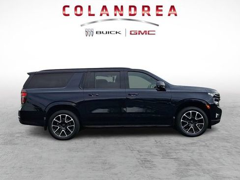 Used 2024 Chevrolet Suburban RST w/ Luxury Package AWD/4WD image 6