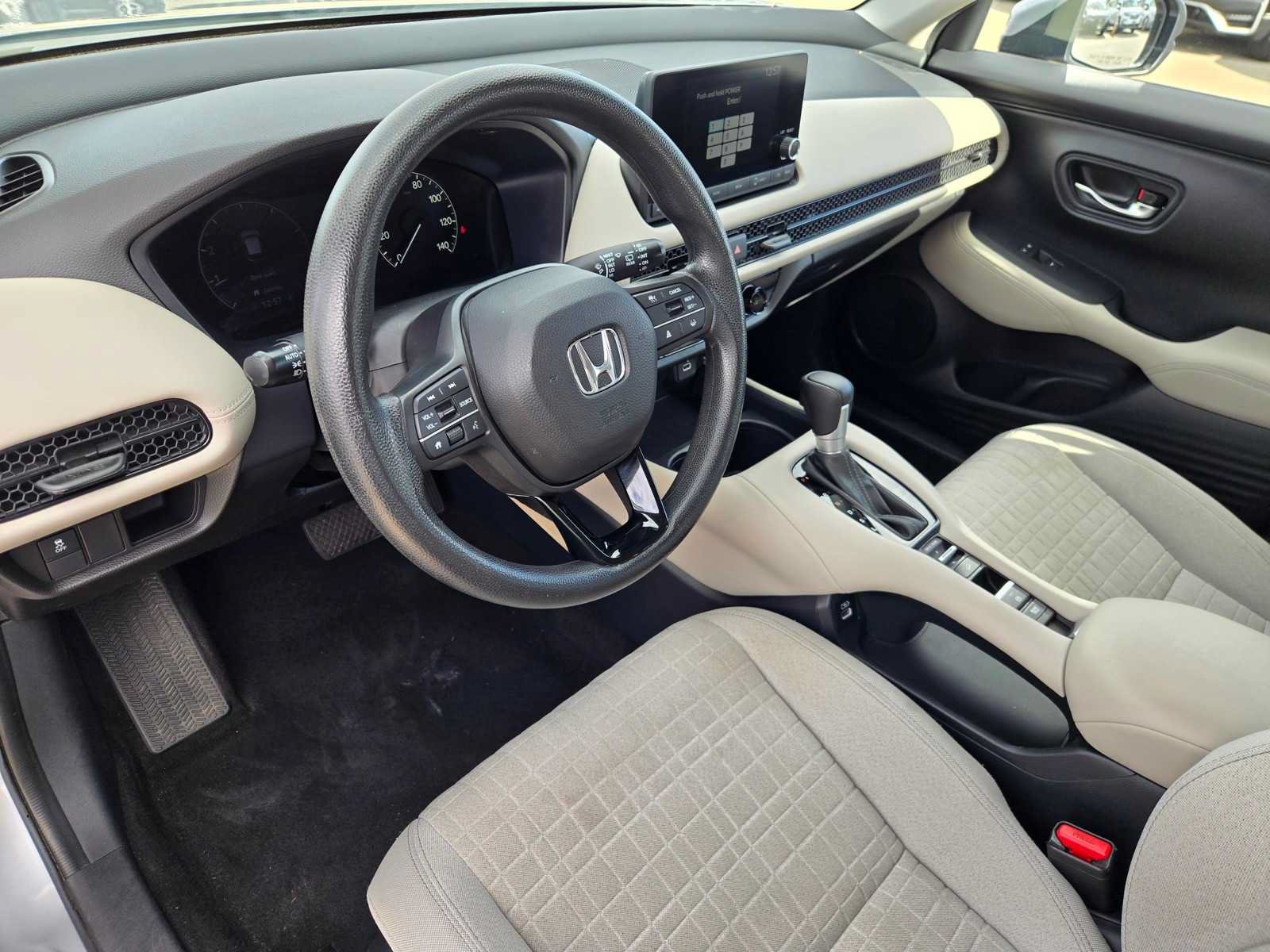 Used 2023 Honda HR-V LX image 10
