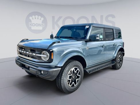New 2025 Ford Bronco Outer Banks image 1