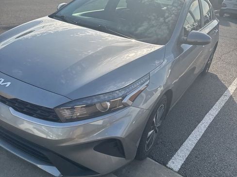 Used 2022 Kia Forte LXS w/ LXS Technology Package image 5