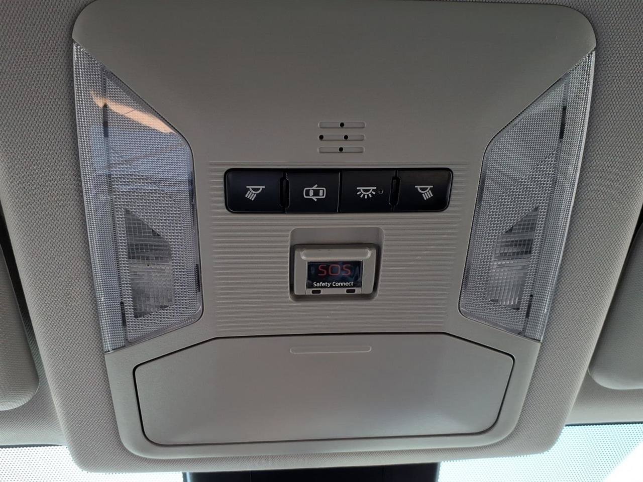 Used 2019 Toyota RAV4 LE w/ All Weather Liner Package AWD/4WD image 14