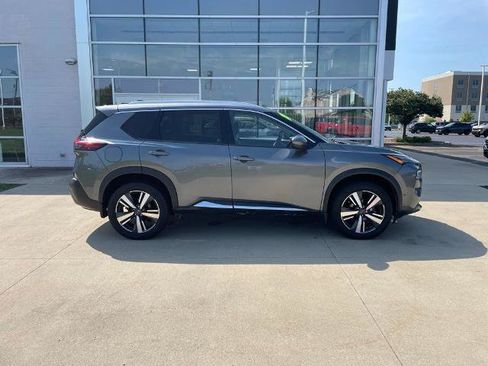 Used 2023 Nissan Rogue SL w/ SL Premium Package AWD/4WD image 4