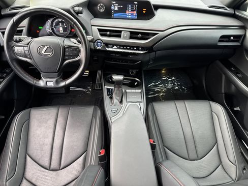 Used 2019 Lexus UX 250h image 13