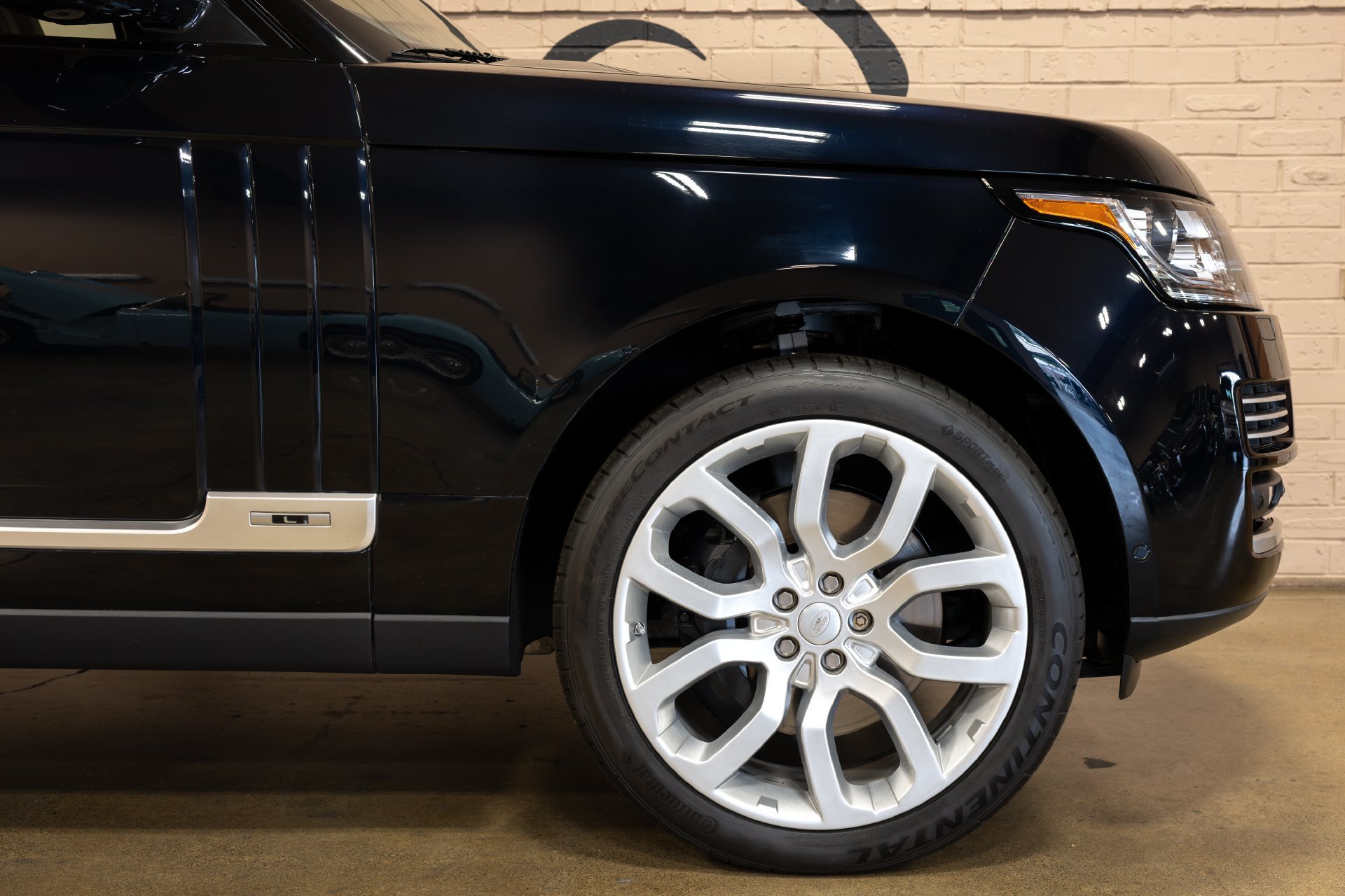 Used 2015 Land Rover Range Rover Long Wheelbase Autobiography AWD/4WD image 18