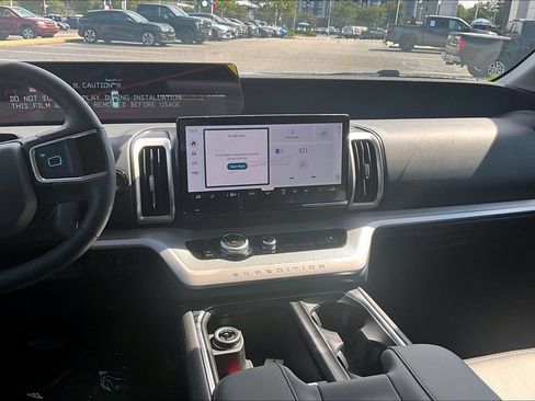 New 2027 Ford Expedition Active AWD/4WD image 7
