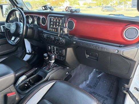 Used 2021 Jeep Wrangler Unlimited Rubicon image 32