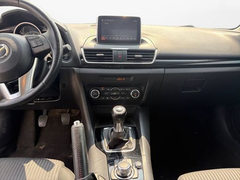 Used 2014 MAZDA MAZDA3 i Touring w/ Technology Package FWD image 11
