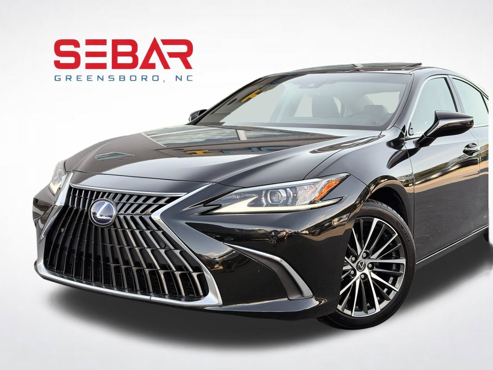Used 2022 Lexus ES 300h w/ Premium Package FWD image 5