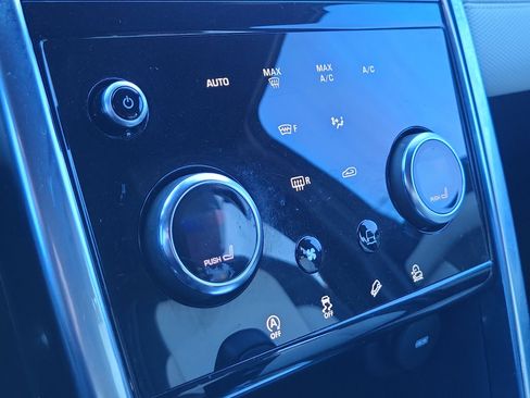 Used 2020 Land Rover Discovery Sport S R-Dynamic image 23