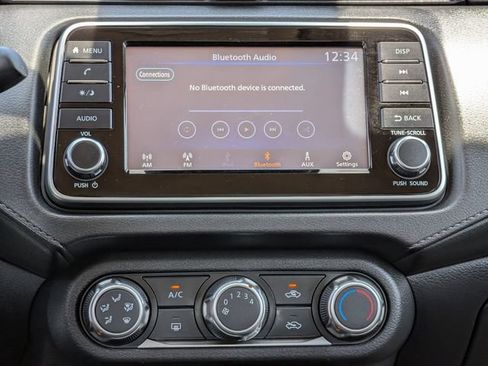 Used 2023 Nissan Versa S FWD image 14